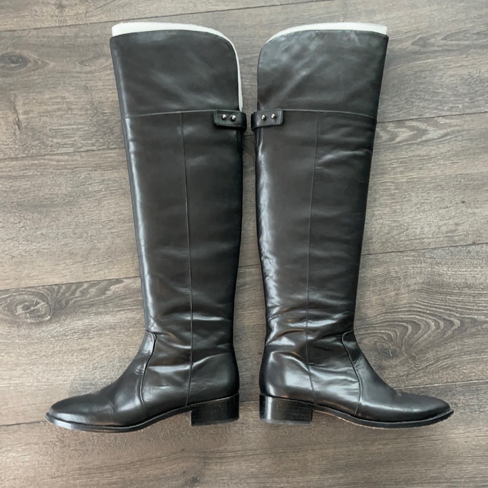 Knee-high BCBG leather boots